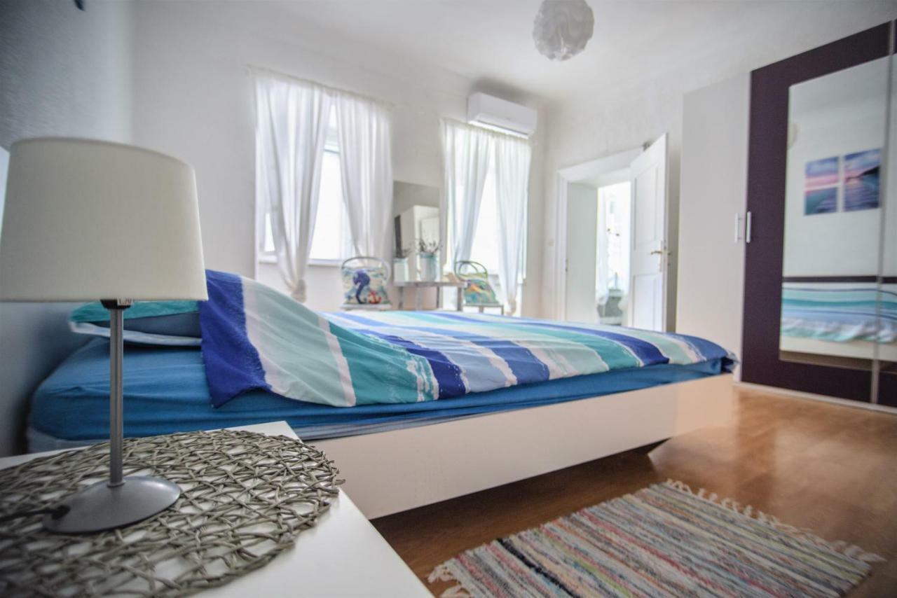 Apartment Dolores Cres Exterior foto